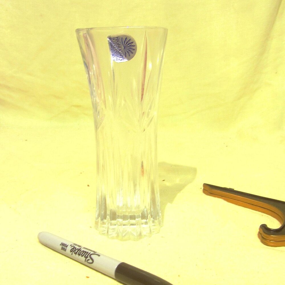 VTG HIGHLIGHTS IN LEAD CRYSTAL BY PRINCESS HOUSE SMALL VASE